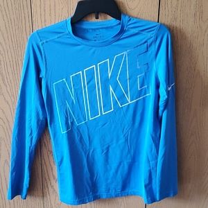 Boys Nike long sleeve shirt
